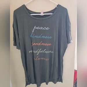 Ambrielle Gray Sleep Shirt Size L Positive Graphic